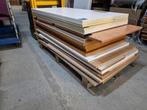Plaatmateriaal / hout voor alles brander, Tuin en Terras, Haardhout, Minder dan 3 m³, Ophalen, Overige houtsoorten, Blokken