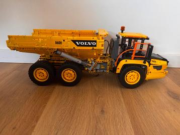 Lego Technic Volvo A60H Dumper beschikbaar voor biedingen