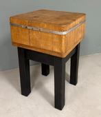 Slagersblok, Hakblok, Vintage blok, Bijzettafel, Dressoir, Ophalen of Verzenden