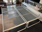 2x Ruimtebesparende onderschuifbedden AVEK, Ophalen, Verstelbaar, 90 cm, Onderschuif / ruimtebesparend