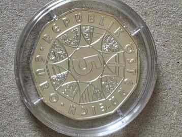 2 zilver munten Die silber-gedenkmüzen der Europäischen Unio beschikbaar voor biedingen