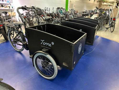 UITVERKOOP! NIEUWE elektrische bakfiets va 1299 !, Fietsen en Brommers, Fietsen | Bakfietsen, Nieuw, Elektrisch, Huif, Ophalen of Verzenden