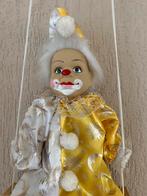 Prachtige Porceleinen Clown pop (op schommel), Ophalen of Verzenden, Gebruikt