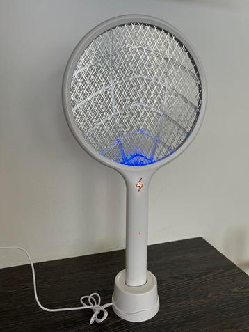 Vliegenmepper Insectenlamp oplaadbaar USB beschikbaar voor biedingen