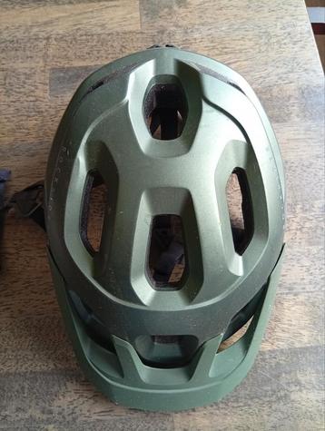 Fietshelm MTB Rockrider  beschikbaar voor biedingen