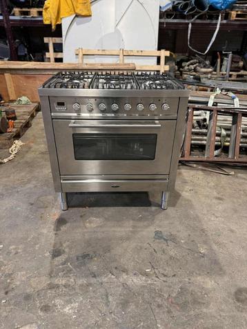 Boretti Fornuis met oven 300 graden  beschikbaar voor biedingen