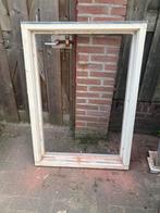 Houten kozijn, 80x110x11 cm, geen rot. Dubbelglas zit erbij., Doe-het-zelf en Verbouw, Kozijnen en Schuifpuien, Gebruikt, Raamkozijn