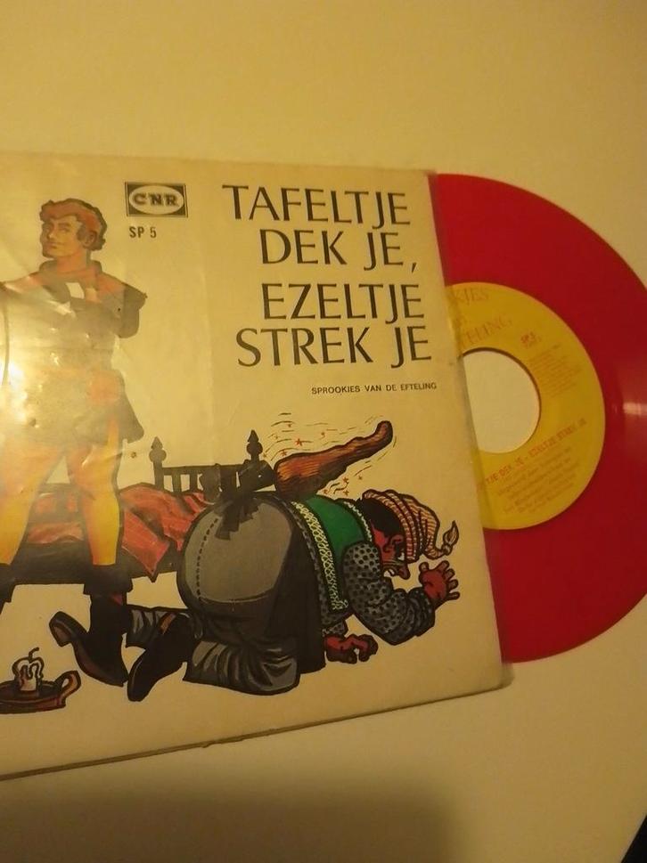 Tafeltje Dek Je - Efteling Single (Rood Vinyl), Cd's en Dvd's, Vinyl Singles, Gebruikt, Single, Kinderen en Jeugd, 7 inch, Ophalen of Verzenden