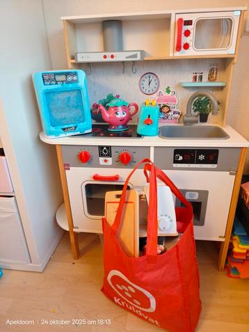Houten Speelkeuken van Lidl met Accessoires beschikbaar voor biedingen