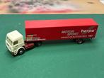 Herpa Scania trekker met trailer Herpa/motorsport IM7070/1/2, Ophalen of Verzenden, Zo goed als nieuw, Bus of Vrachtwagen, Herpa
