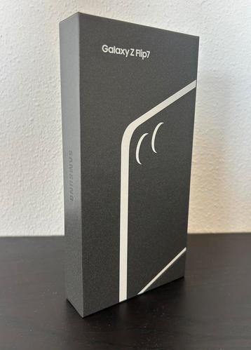 [NIEUW] Samsung Galaxy Z Flip 7 256GB Jetblack - Ongeopend beschikbaar voor biedingen