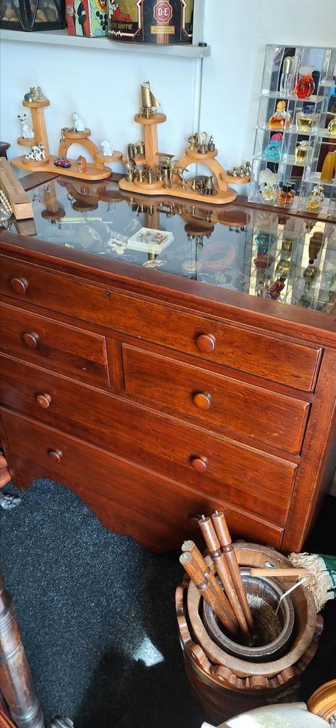 Lexington vitrinekast, Huis en Inrichting, Kasten | Vitrinekasten, Zo goed als nieuw, Minder dan 100 cm, 50 tot 100 cm, 25 tot 50 cm