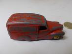 1956 Dinky Toys 471 AUSTIN VAN ("NESTLE") Opknapper., Dinky Toys, Gebruikt, Ophalen of Verzenden, Bus of Vrachtwagen