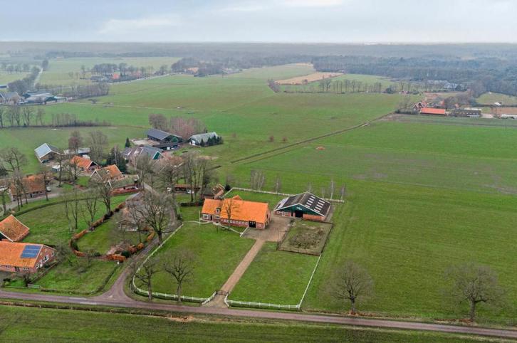 Binnenkort beschikbaar: 5 stallen in Buurse!, Dieren en Toebehoren, Stalling en Weidegang, Stalling, Weidegang, 4 paarden of pony's of meer