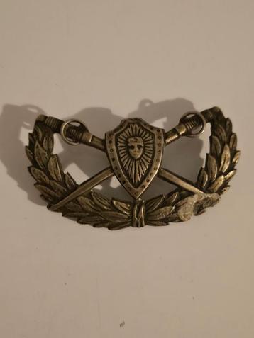 Militair Embleem met Zwaarden beschikbaar voor biedingen