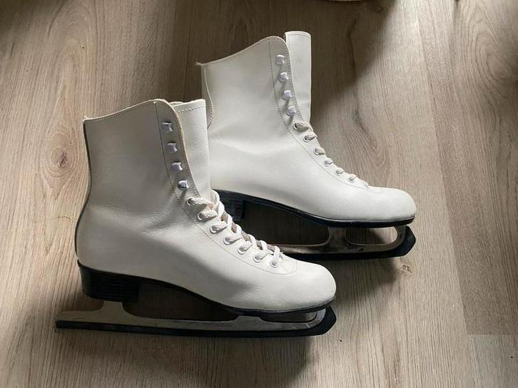 Kunstschaatsen Acro Maat 39 (ook 38), Sport en Fitness, Schaatsen, Gebruikt, Kunstschaatsen, Overige merken, Ophalen of Verzenden