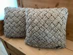2x riviera maison gehaakte kussens (40x40cm / kleur beige), Ophalen of Verzenden, Gebruikt, Beige, Vierkant