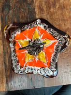 Vintage Aardewerk Schaal met Bloemmotief, Ophalen of Verzenden, Gebruikt