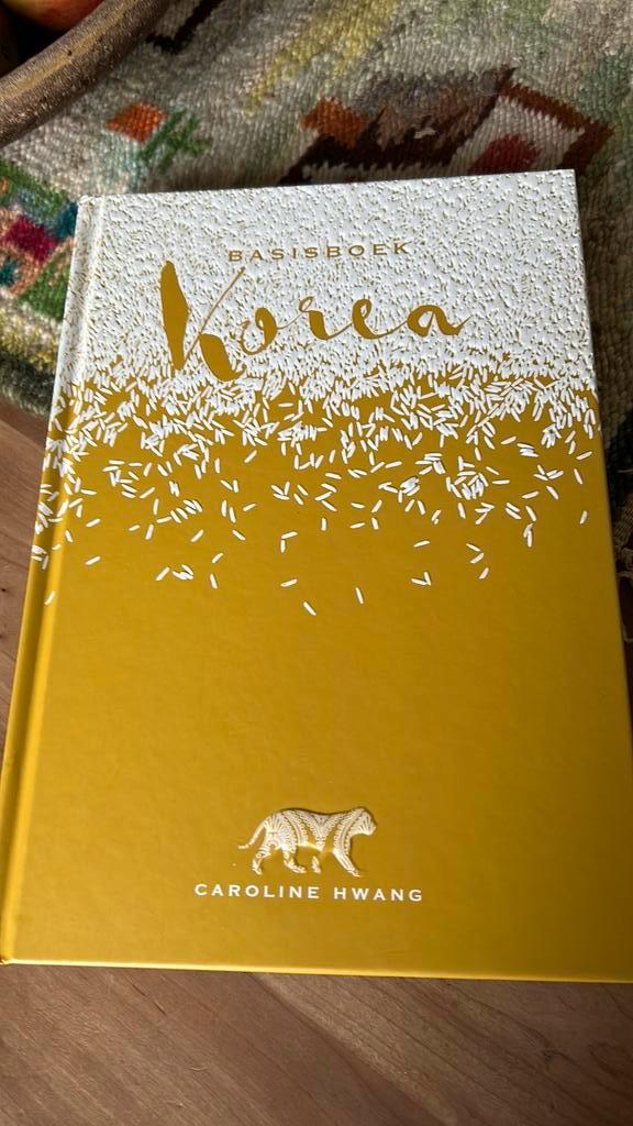 Caroline Hwang - Basisboek Korea, Boeken, Kookboeken, Zo goed als nieuw, Ophalen of Verzenden