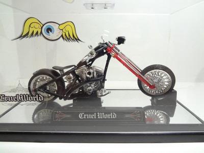 Jada 1:10 Von Dutch Cruel World Chopper, Hobby en Vrije tijd, Modelauto's | 1:5 tot 1:12, Zo goed als nieuw, Motor, Ophalen