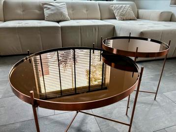 2 sidetables van het merk ‘zuiver’ | koperspiegel