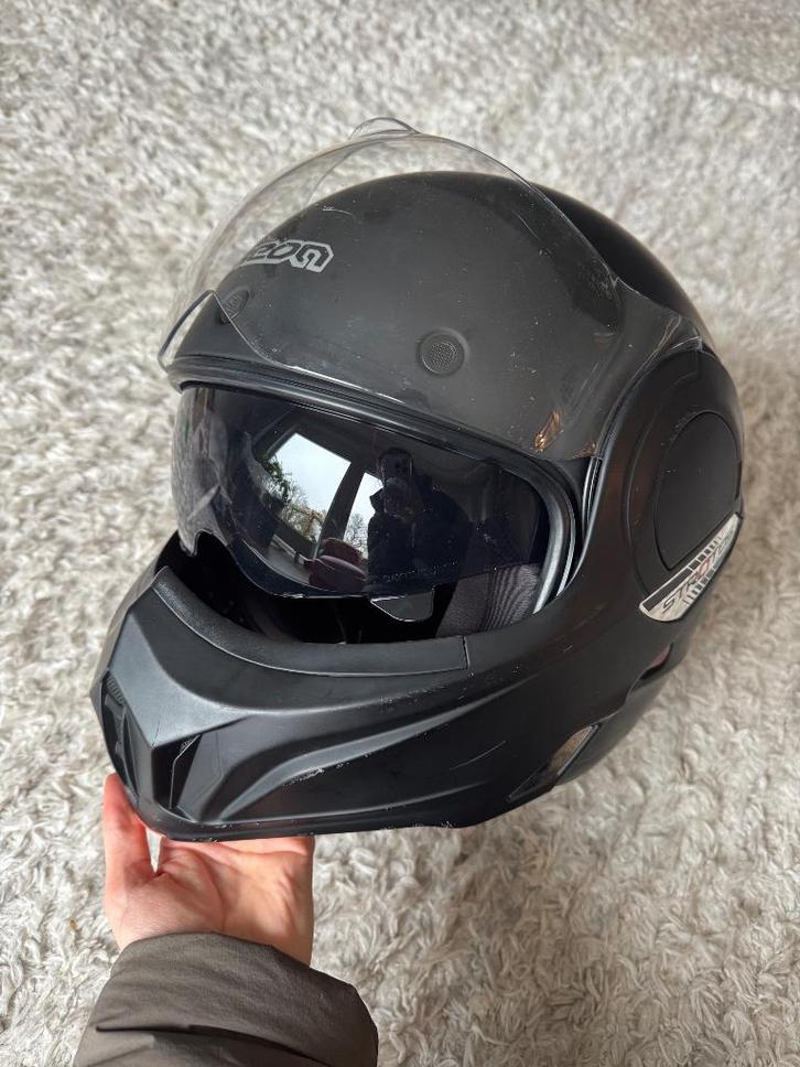 BEON stratos motorhelm, Motoren, Kleding | Motorhelmen, Heren, Systeemhelm, XL, Overige merken, Tweedehands, Ophalen of Verzenden