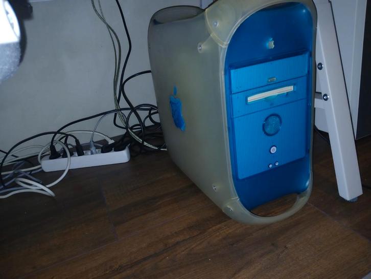 Zeldzame Powermac g3 + monitor "lees", Computers en Software, Apple Desktops, Zo goed als nieuw, iMac, HDD, Ophalen of Verzenden