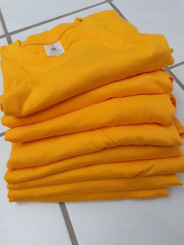 T shirts  kleur : geel     6x     maat : XL beschikbaar voor biedingen