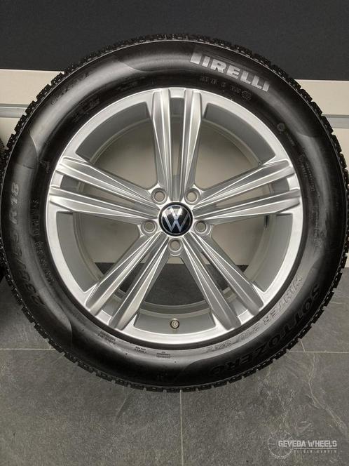 18” originele Volkswagen Tiguan 5NA velgen + winterbanden R, Auto-onderdelen, Banden en Velgen, Banden en Velgen, Winterbanden