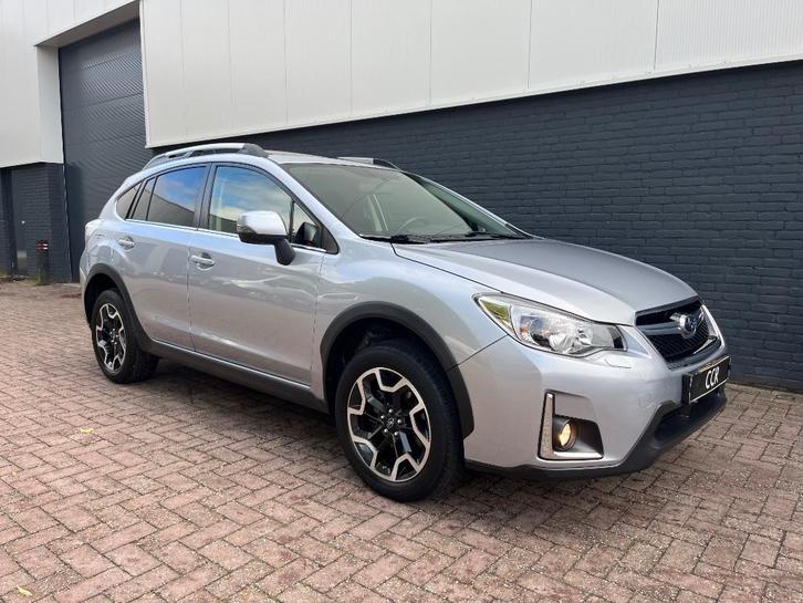 Subaru XV 2.0I AUTOMAAT AWD SCHUIFDAK LEER CAMERA 1E EIG, Auto's, Subaru, Bedrijf, Te koop, XV, 4x4, ABS, Achteruitrijcamera, Airbags