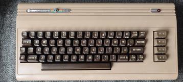 Commodore 64 met reset knop beschikbaar voor biedingen