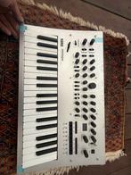 Korg Minilogue Analoge Synth - Topstaat!, Gebruikt, Korg, Aanslaggevoelig, Overige aantallen