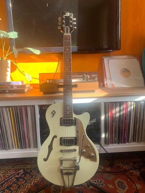 Duesenberg Starplayer TV, Muziek en Instrumenten, Snaarinstrumenten | Gitaren | Elektrisch, Zo goed als nieuw, Semi-solid body