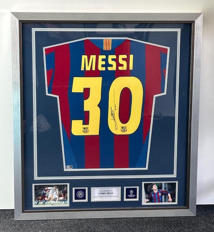 Gesigneerd Messi FC Barcelona shirt met ICONS coa, Verzamelen, Sportartikelen en Voetbal, Nieuw, Shirt, Buitenlandse clubs, Ophalen