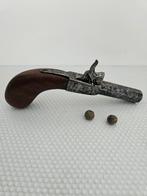 Mooi Frans borstpistooltje kaliber 12 mm., Antiek en Kunst, Antiek | Overige Antiek, Ophalen of Verzenden