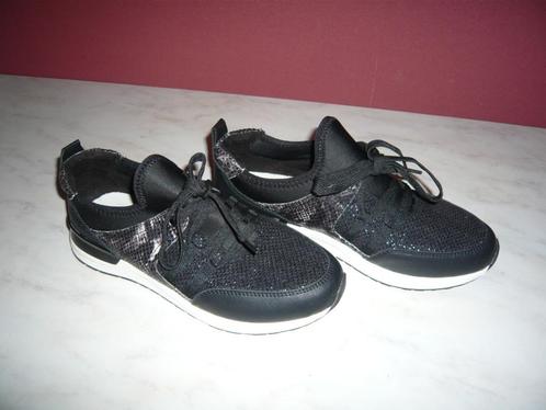 Footflexx sneakers zwart met slangprint 3x gedragen mt 39, Kleding | Dames, Schoenen, Zo goed als nieuw, Sneakers of Gympen, Zwart