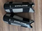 Cyclone shinguard storm Junior, Sport en Fitness, Hockey, Overige typen, Ophalen of Verzenden, Zo goed als nieuw