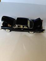 Ertl American Muscle Black 1957 Chrysler 300C 1:64 Diecast, Hobby en Vrije tijd, Ophalen of Verzenden, Zo goed als nieuw