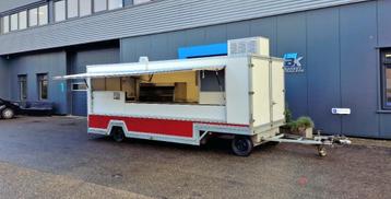 Verkoopwagen huren voor friet, snacks, broodjes, oliebollen. beschikbaar voor biedingen