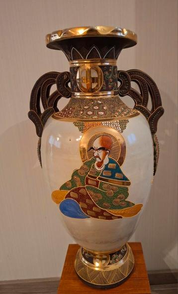 Antieke Japanse Satsuma vaas 1910-1920 XL 60 cm beschikbaar voor biedingen