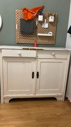 Brocante kast commode., Gebruikt, 100 cm of meer, Voetruimte, Minder dan 50 cm