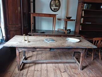 Antieke Franse Tafel  beschikbaar voor biedingen