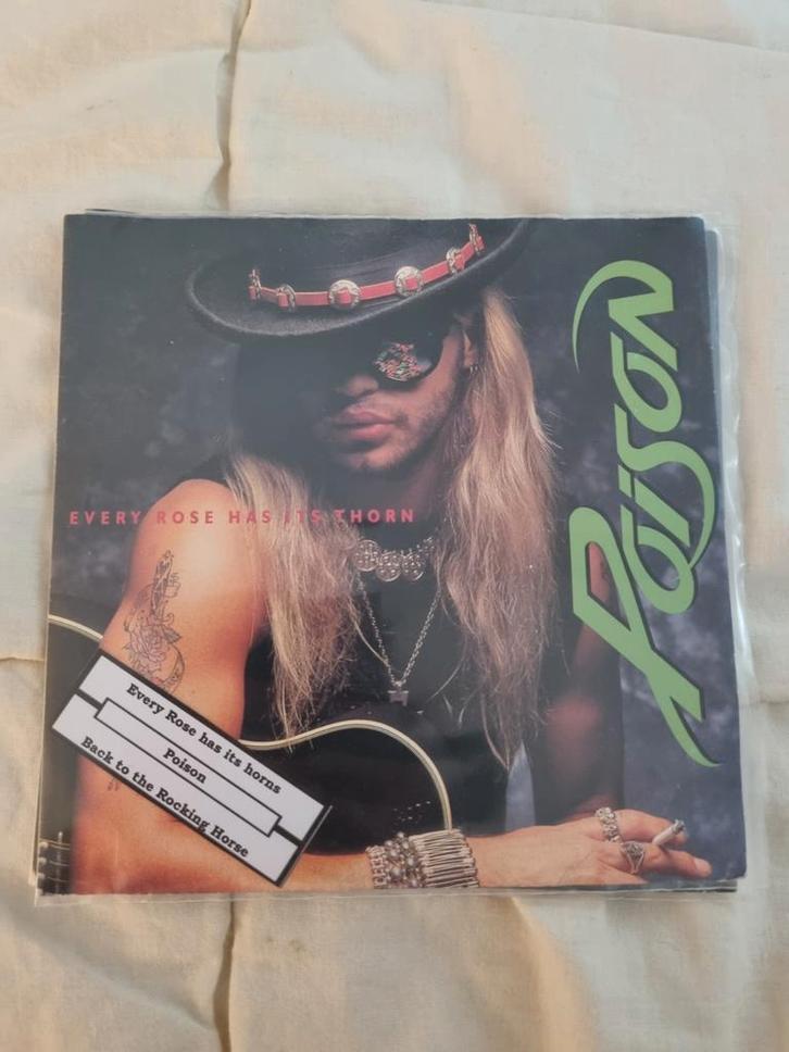 2x Poison vinyl singles 7" inch x 45Rpm, Cd's en Dvd's, Vinyl | Hardrock en Metal, Zo goed als nieuw, Verzenden