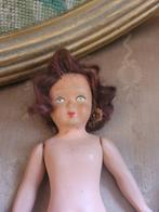 Antiek klein popje foto 1 t/m 3, Verzamelen, Poppen, Heikant 21 Kaatsheuvel, Belle Vieille Brocante, Ophalen of Verzenden, Zo goed als nieuw