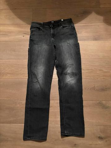 Jongens spijkerbroek jack&jones maat 176 model regular clark beschikbaar voor biedingen