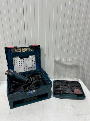 Bosch GOP 300 SCE  multitool – met doos & extra zagen beschikbaar voor biedingen