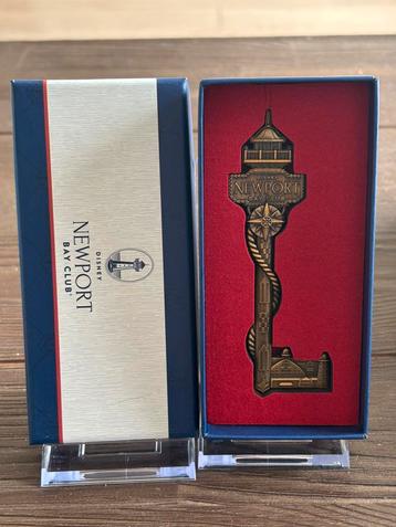 Disney limited newport bay hotel key /sleutel beschikbaar voor biedingen