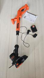 Nieuwe Black+Dekker Grastrimmer ST182320 İncl. Accu&Oplader, Ophalen, Accu, Nieuw, Black & Decker