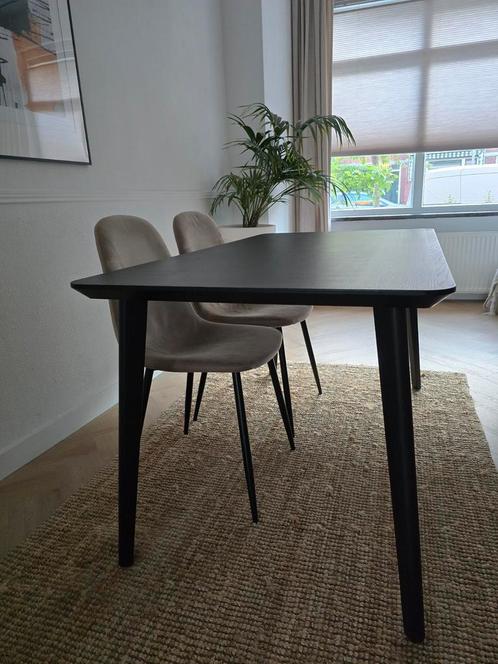 Lisabo ikea eettafel 140x78 - nog geen jaar oud, Huis en Inrichting, Tafels | Eettafels, 50 tot 100 cm, Vijf personen of meer