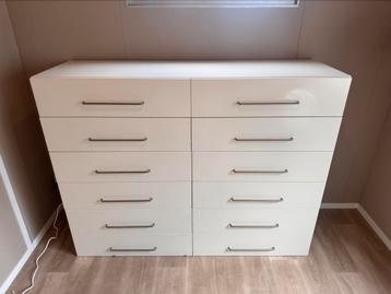 Ladekast wandkast handgemaakte ladenkast beschikbaar voor biedingen